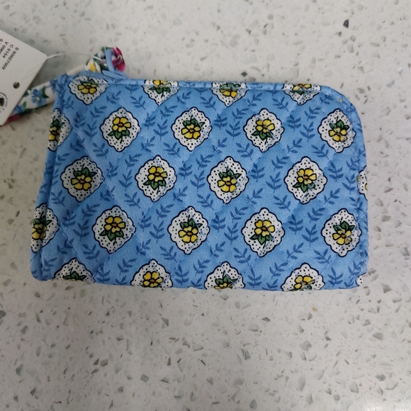 Vera Bradley Heritage Collection Elizabeth Blue Coin Purse NWT - Picture 2 of 5